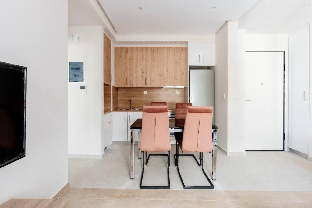 Chic Apartment Near Acropolis Ateny Zewnętrze zdjęcie
